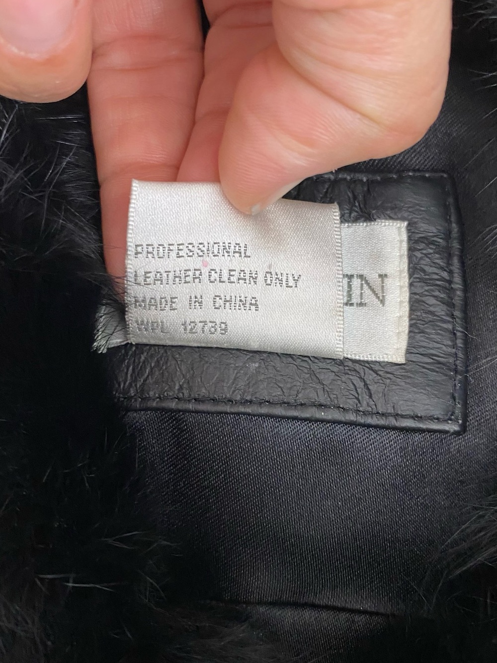 💯Rabbit Fur Zip Vest - Picture 9 of 10